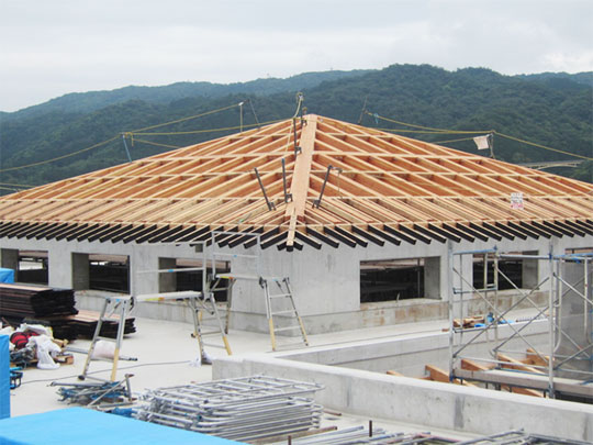 山口県小学校校舎　改築工事　建て方状況